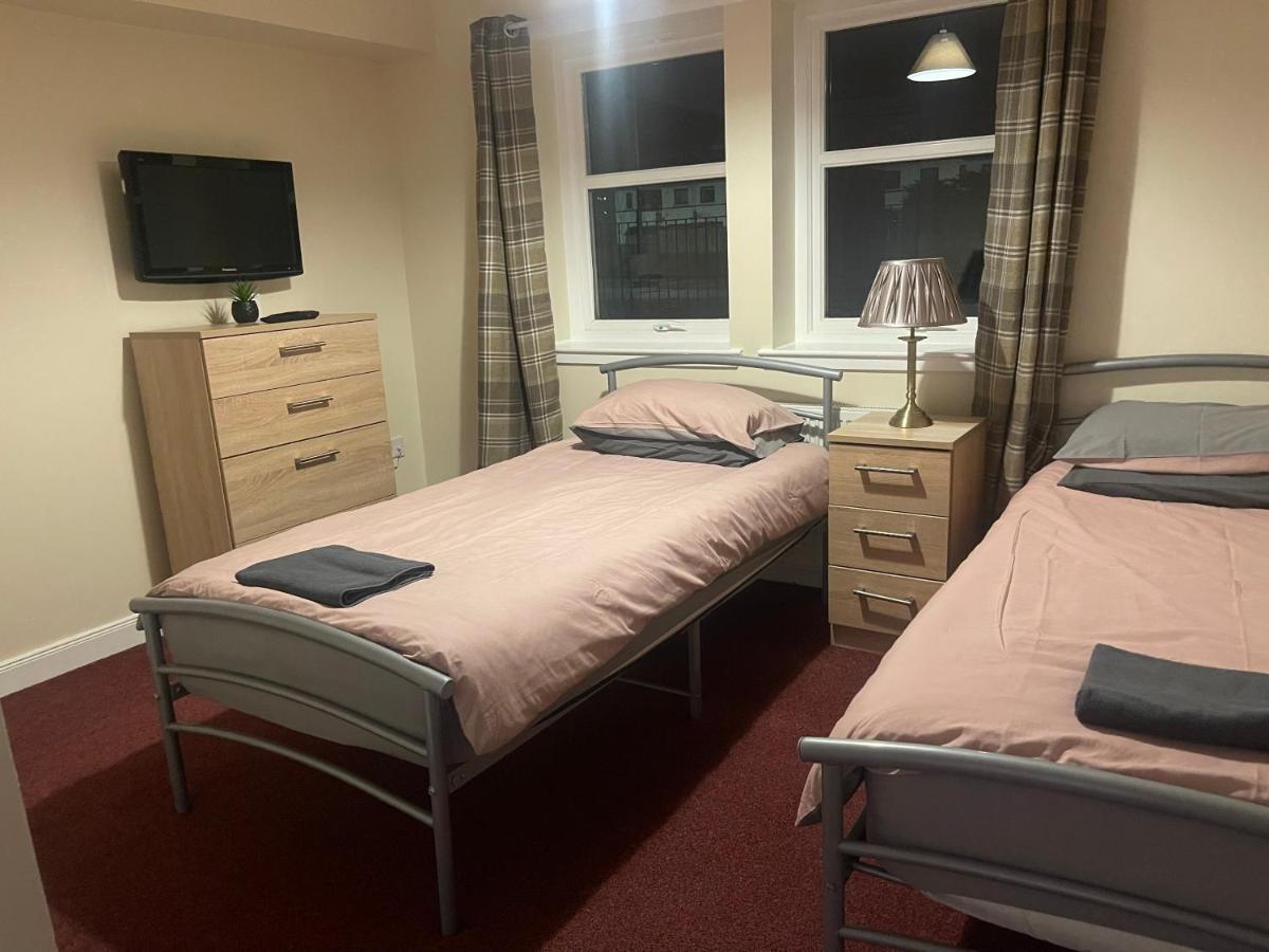 Morlich Guesthouse Dingwall Buitenkant foto