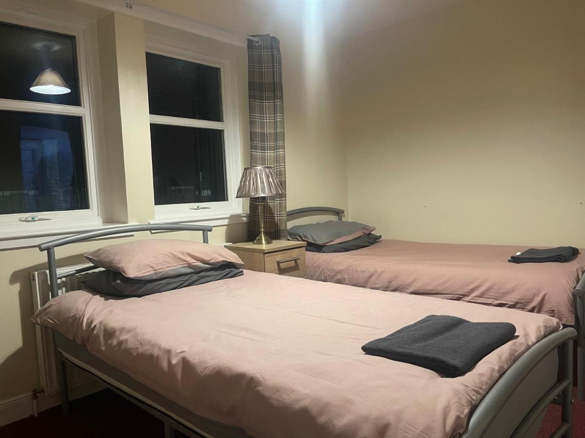 Morlich Guesthouse Dingwall Buitenkant foto